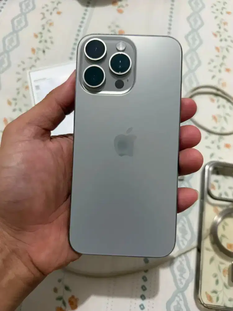 Dijual Iphone 15 Pro Max, Natural Titanium, 1TB, Ibox