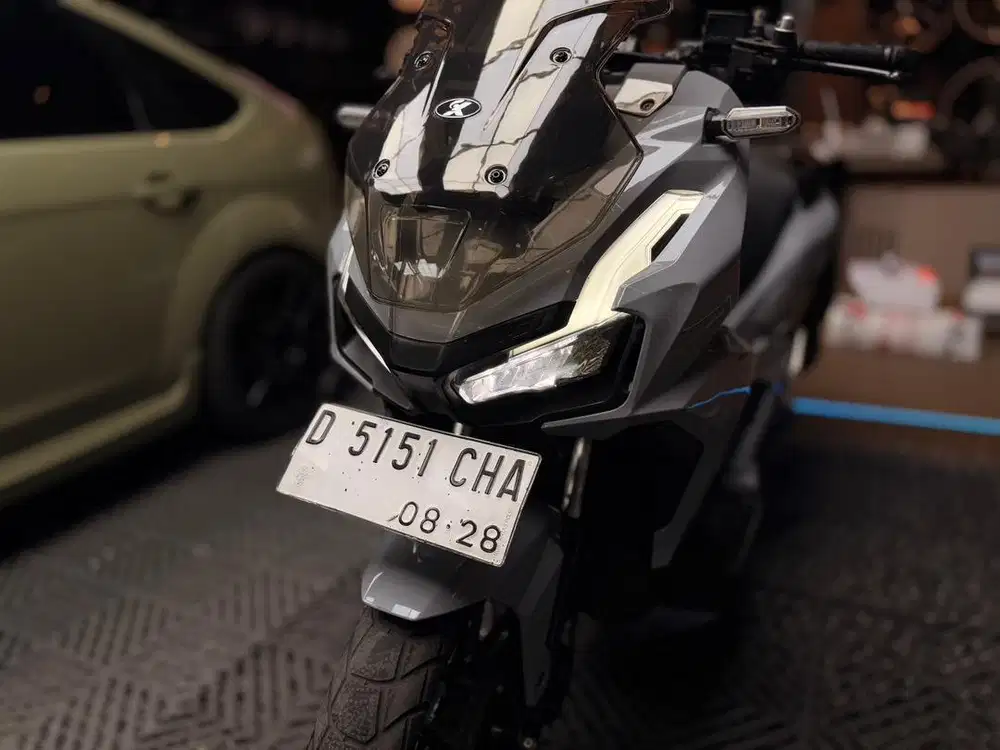 ADV 160 low km nardo grey
