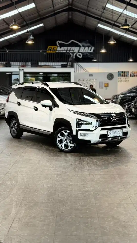 Xpander Cross Premium 2022 Dp 49jt