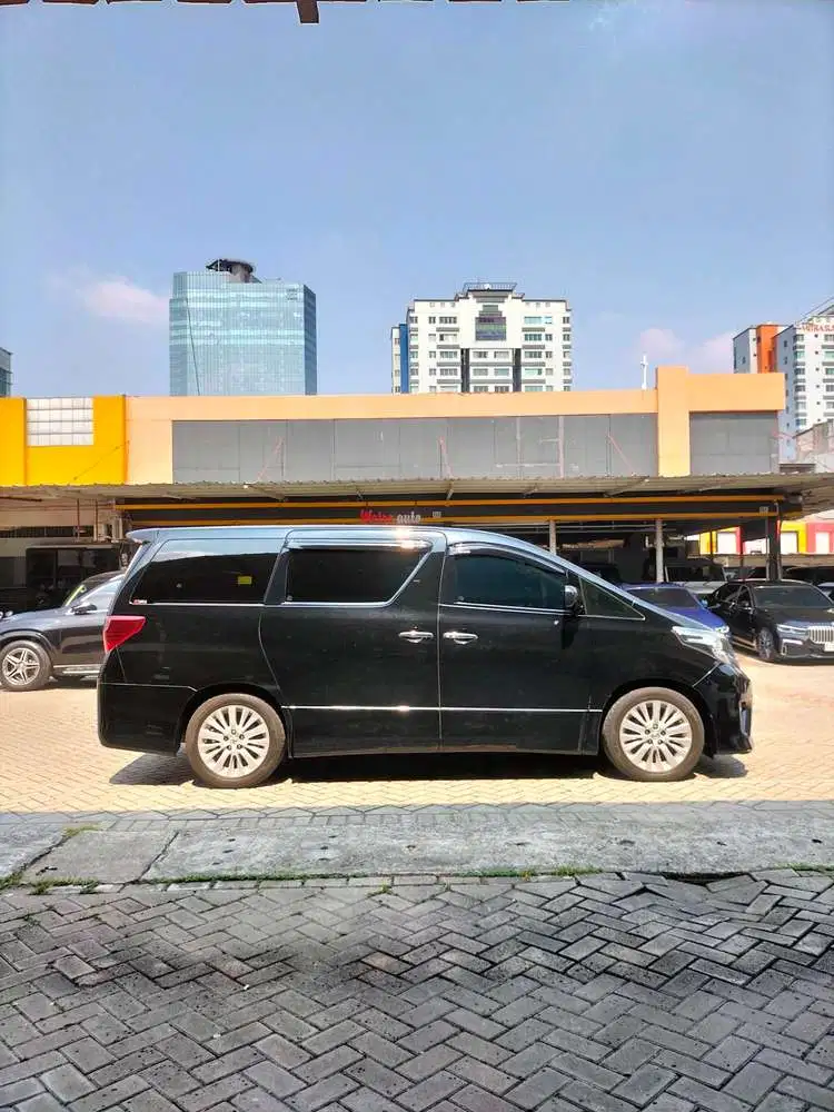 Toyota Alphard 2012 Bensin