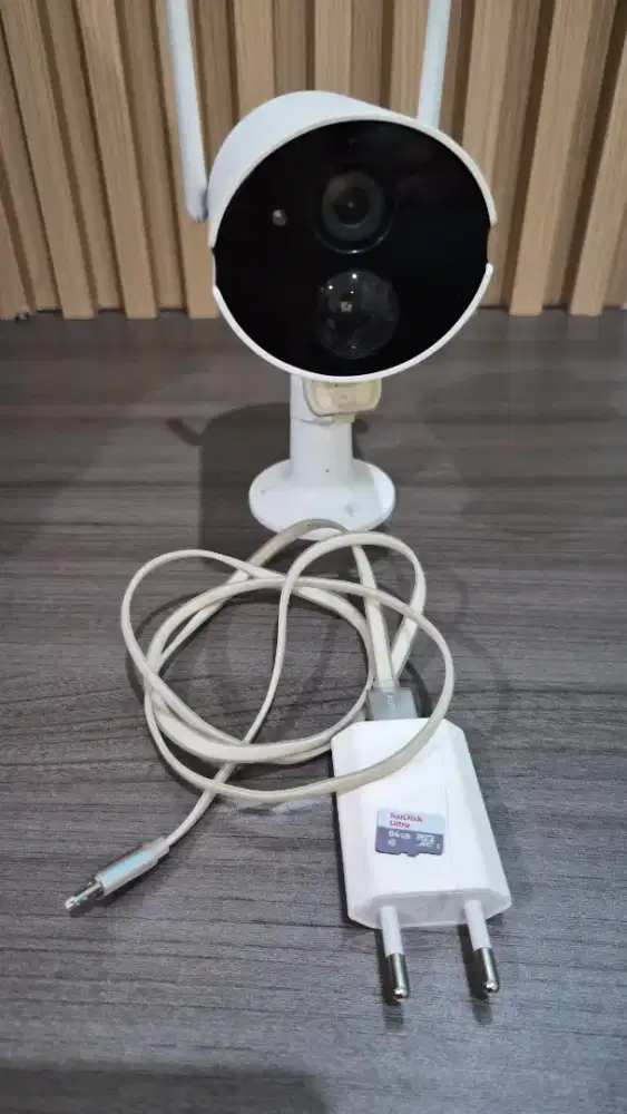 CCTV IT Smart W01 Outdoor + SD 64GB