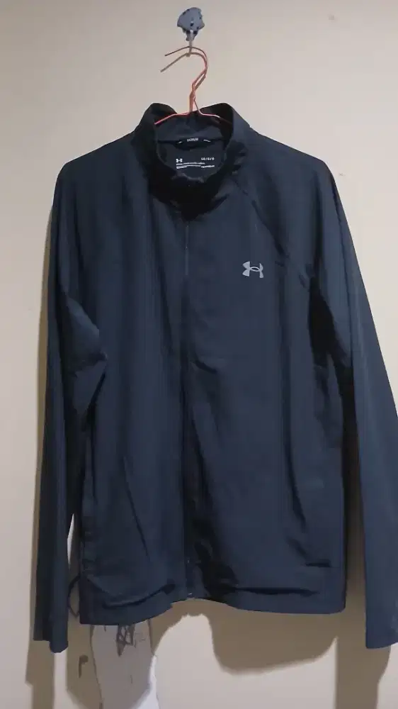 Jaket under armor mens launch 3.0 storm