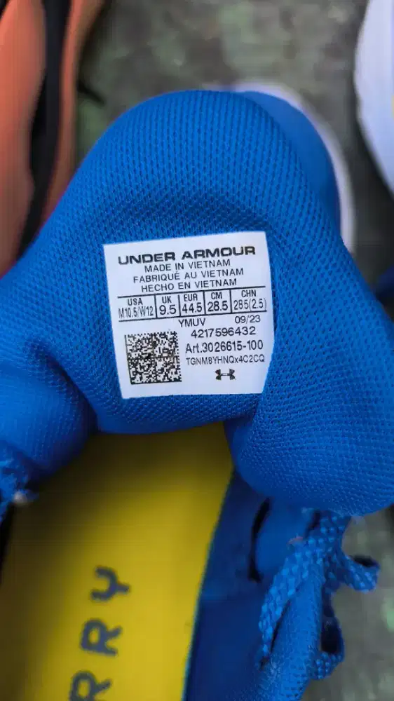 Sepatu dewasa U44,5