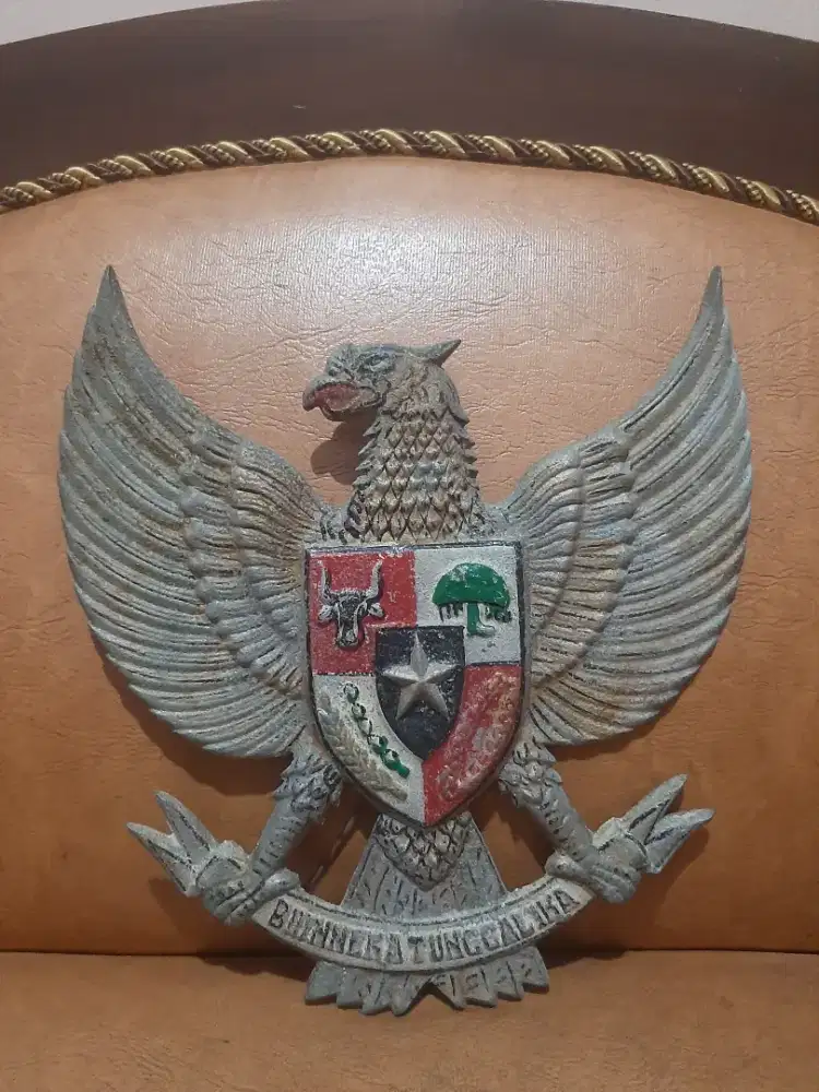 Dekorasi Burung garuda Indonesis