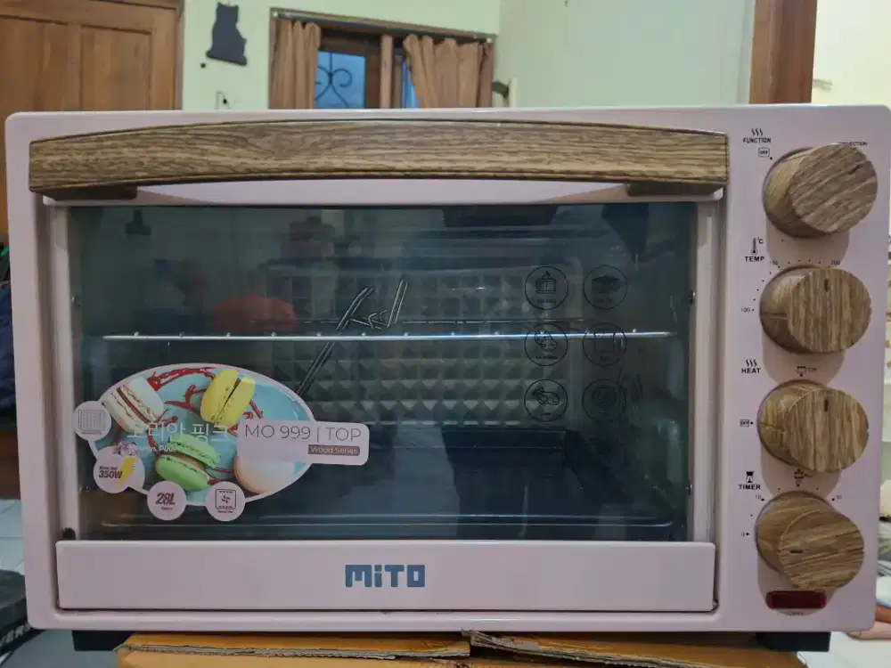 Oven listrik Mito MO 999. Hemat listrik