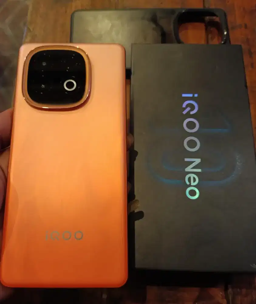 Iqoo neo 10 8/256