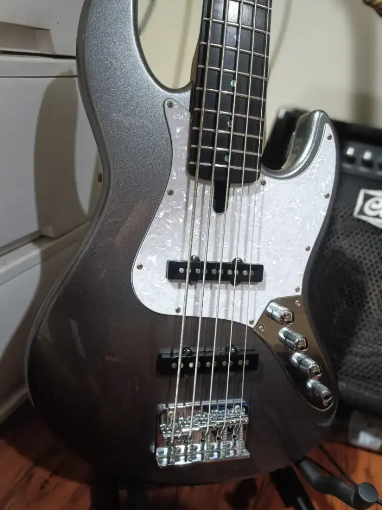 Bass 5 string Jazz Js Guitars JB Nova 2