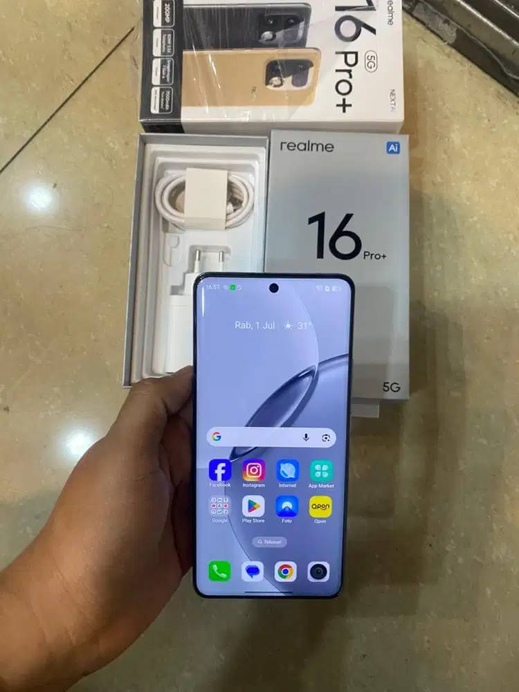 Realme 16 pro plus 5G ram 12/512gb