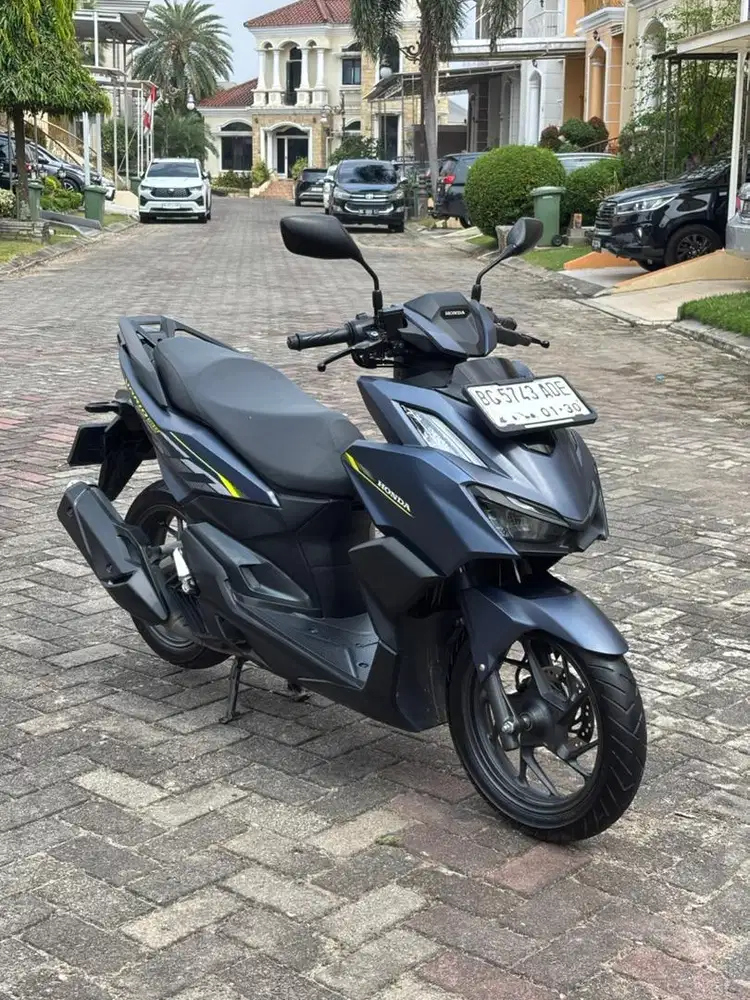 LIKE NEW VARIO 160 CBS ISS 2025 BIRU DOFF SURAT LENGKAP PAJAK PANJANG