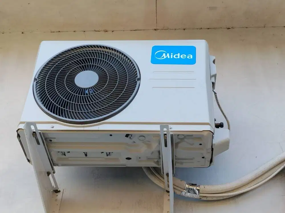 Ac midea ( bekas) setengah PK