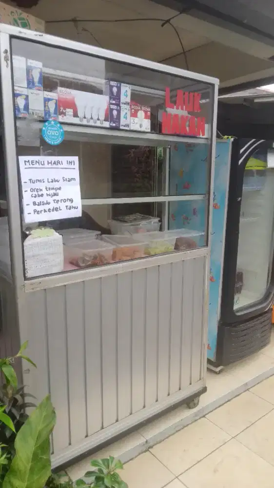 Etalase model Rak-Meja warung makanan
