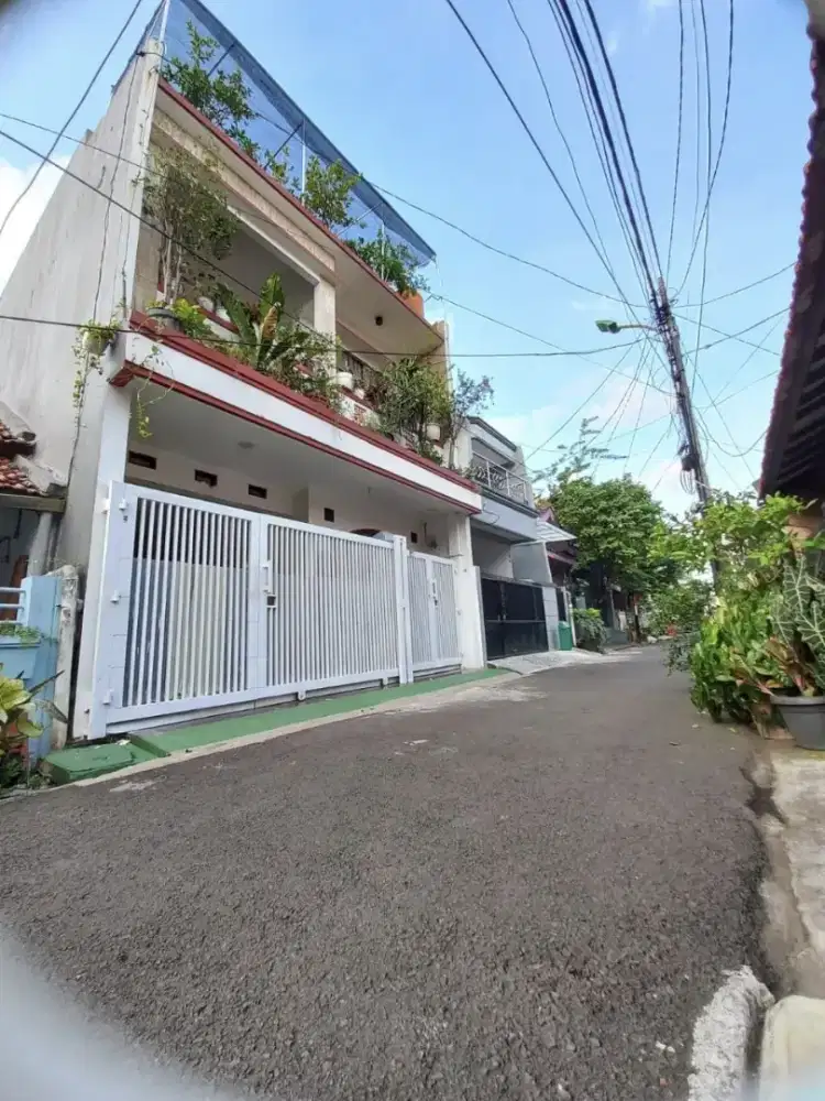 Dijual Cepat Rumah di Komplek Abadi Pondok Bambu Jakarta Timur