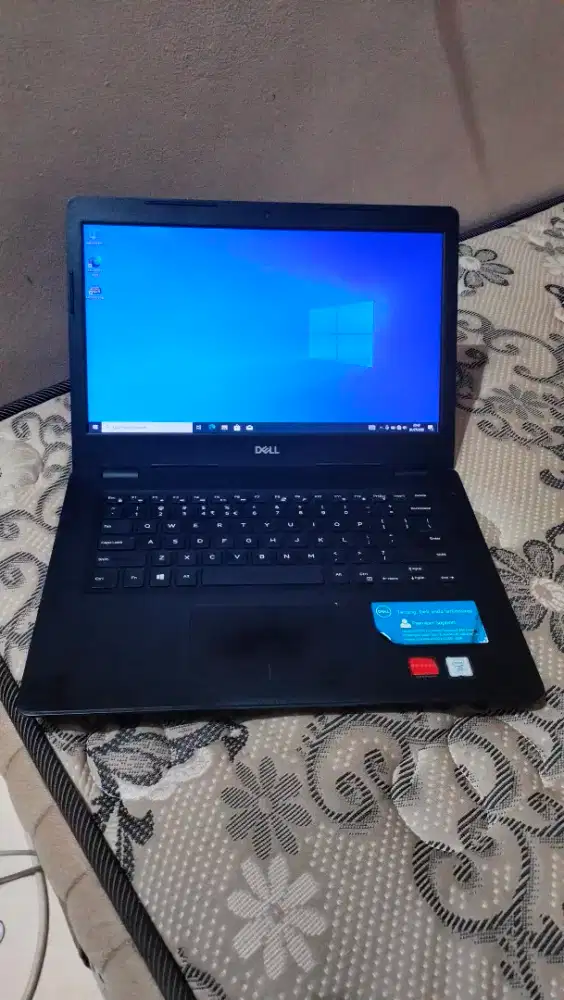 Dell Inspiron 3481