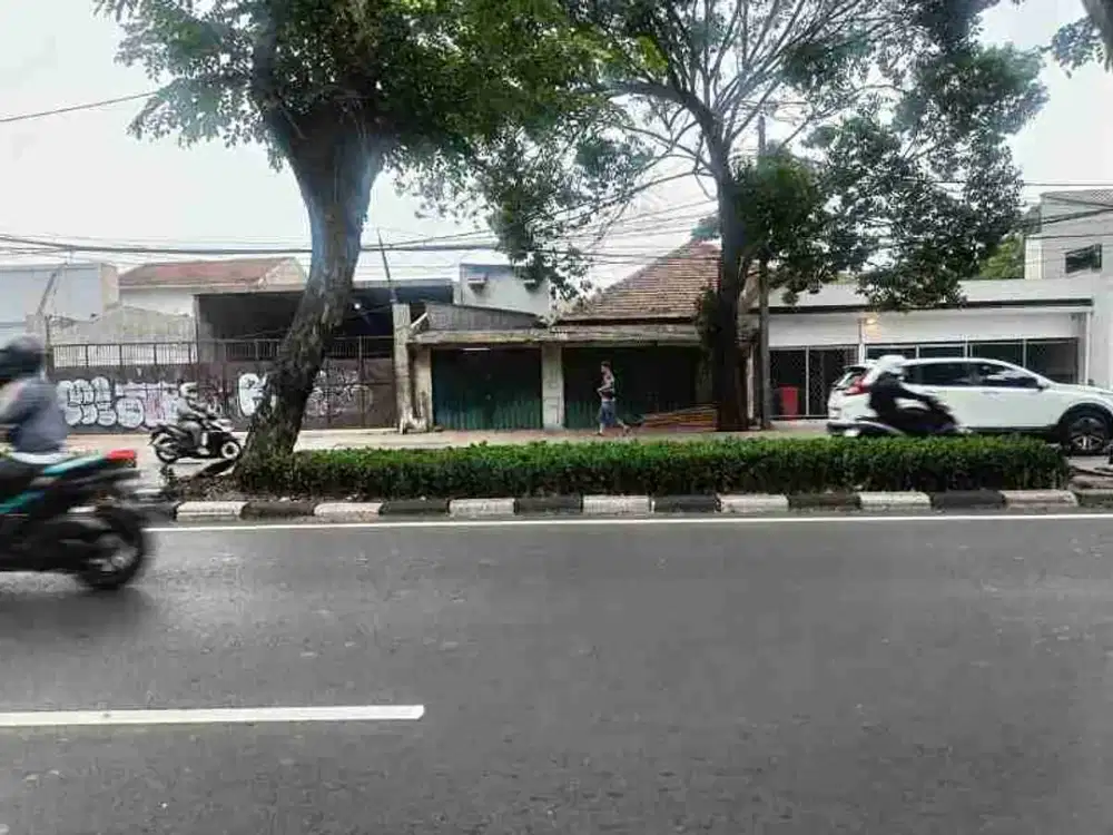 DIJUAL RUMAH STRATEGIS DI RAWAMANGUN – JAKARTA TIMUR