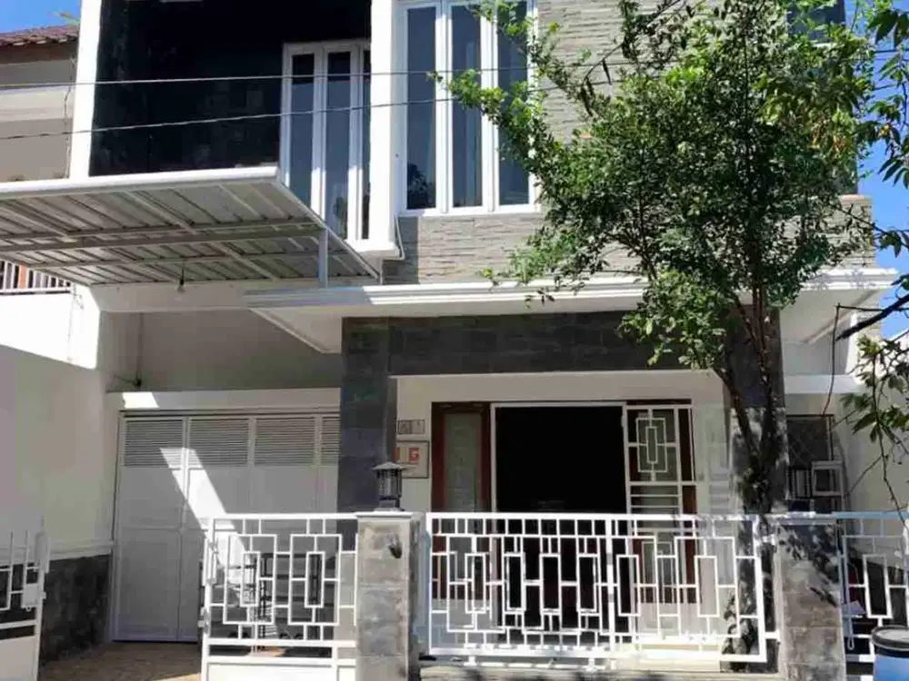 MURAAH !! BU ! Rumah Bagus 2 Lantai Di Maguwoharjo Dekat Jogjabay dan Kampus UNRIYO