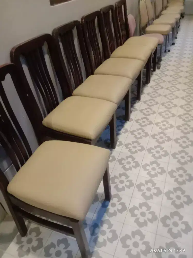 Service jok kursi panggilan