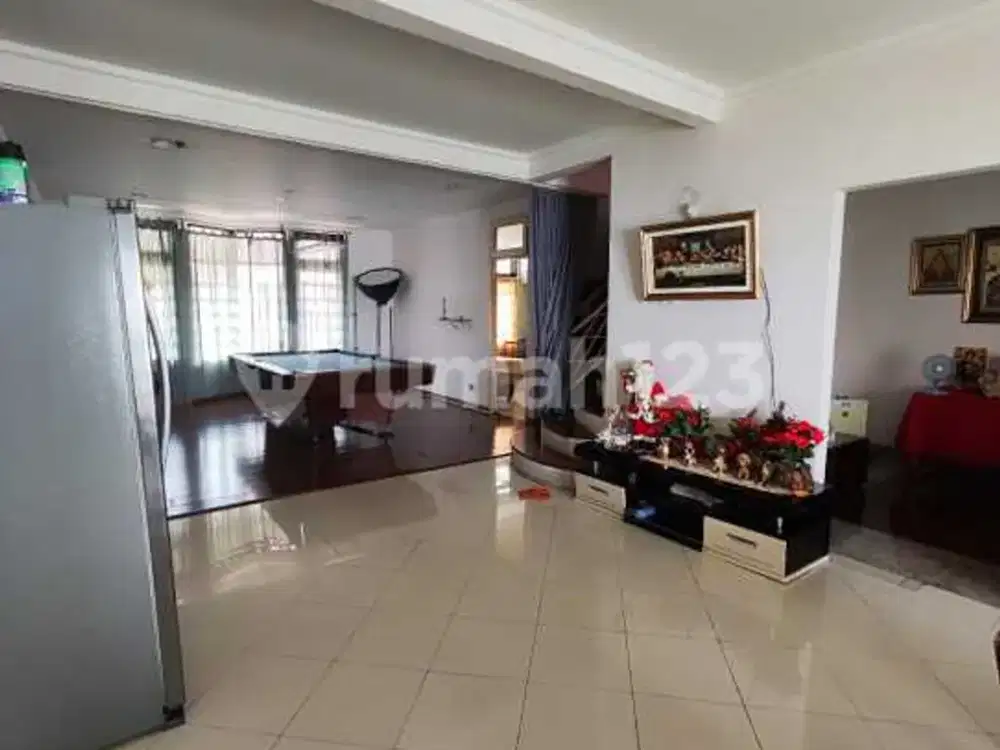 Kesempatan Emas Rumah Luas Dan Nyaman di Bintaro Sektor 7, Tat An