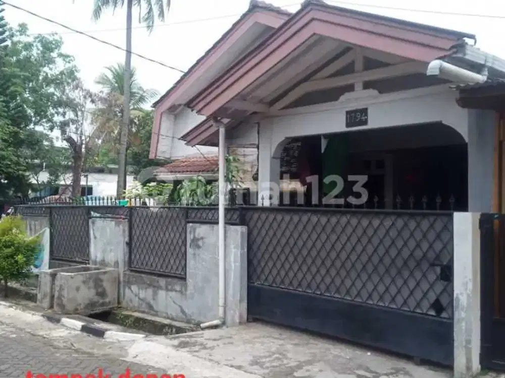 Rumah Dijual di Bukit Nusa Indah Serua Tangerang Selatan, Wnti & Tat