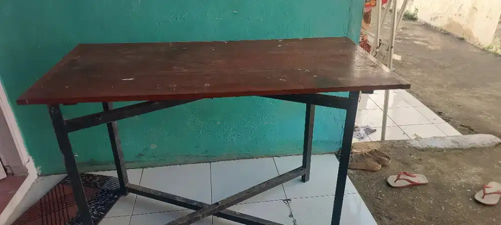 Meja seerbaguna bisa di copot