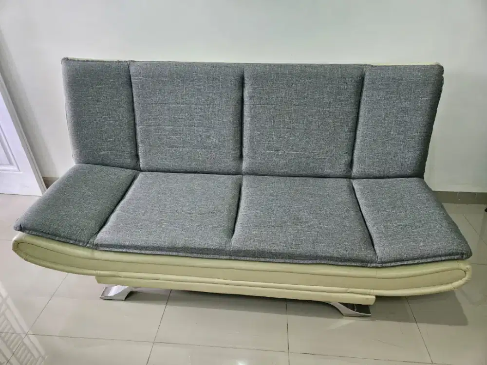 Sofa Titov Bekas