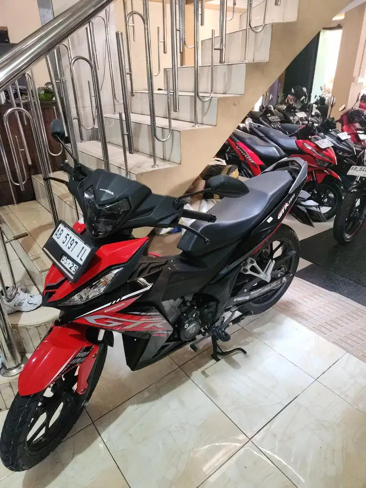 Supra GTR 150cc merah hitam 2024 low km Gbm