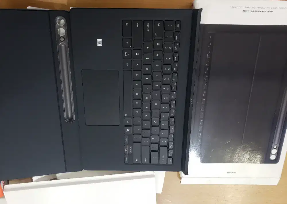 Book cover Keyboard dan Trackpad AI Key Samsung Tab S10 Ultra,  S9