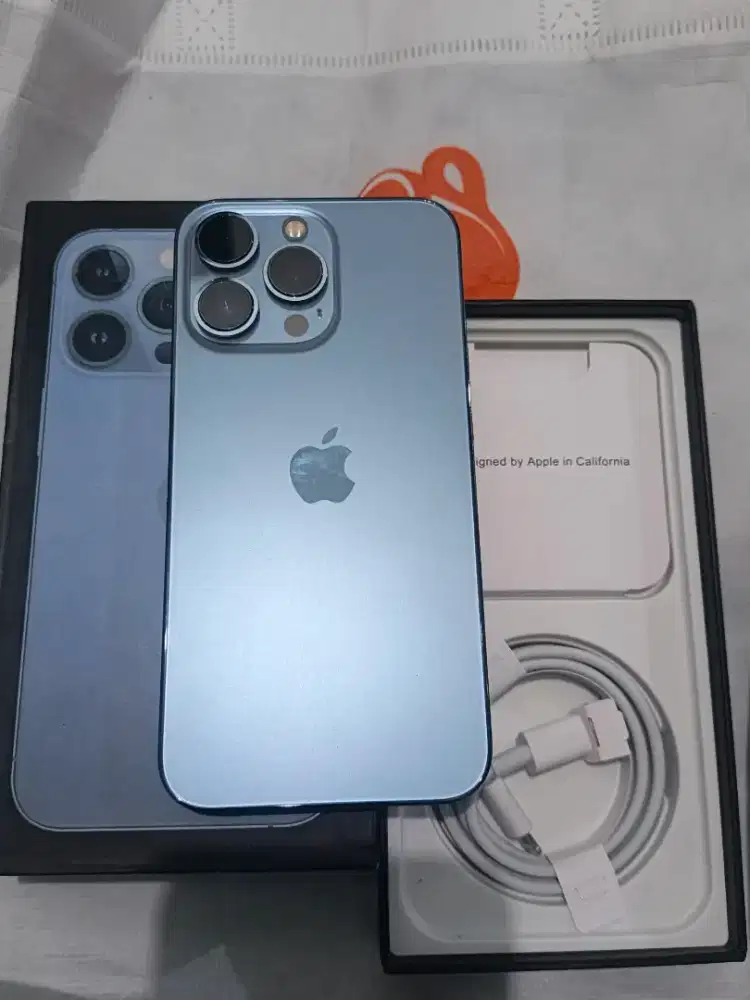 Iphone 13 pro 256gb fullset original bisa semua kartu