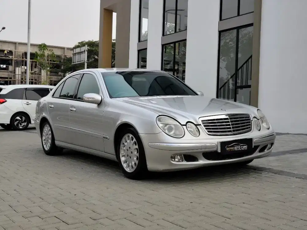 Mercy E260 Elegance AT NIK 2003 PAJAK HIDUP MOBIL TERAWAT SIAP PAKAI