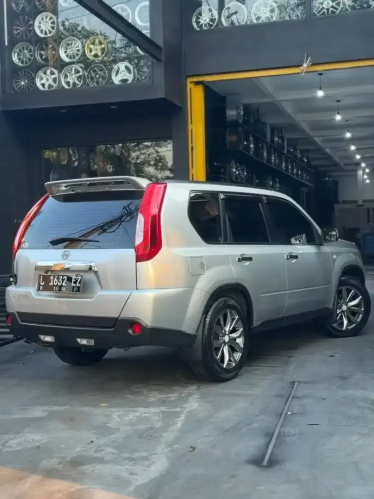Nissan X-Trail 2.0 MT 2013