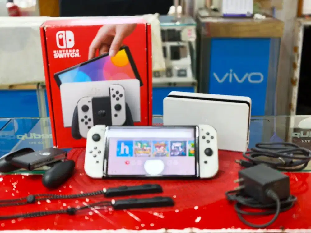 Nintendo Switch OLED White 128GB Fullgame lengkap