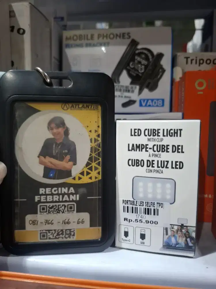 PORTABLE LED SELFIE | ATLANTIS DAHSYAT