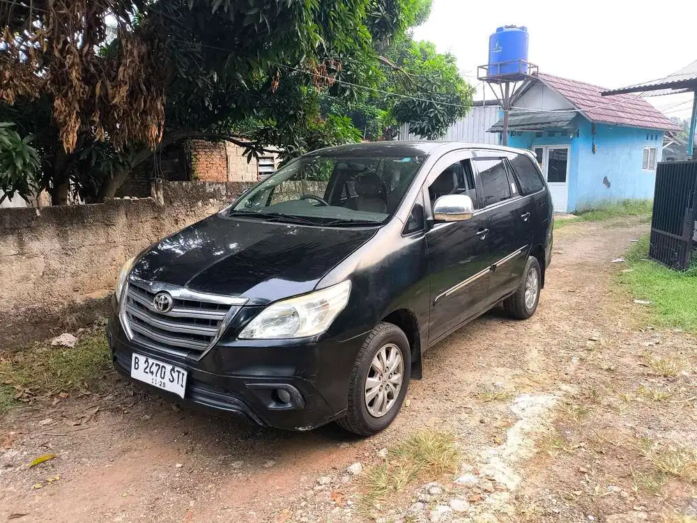 Innova barong G bensin matic