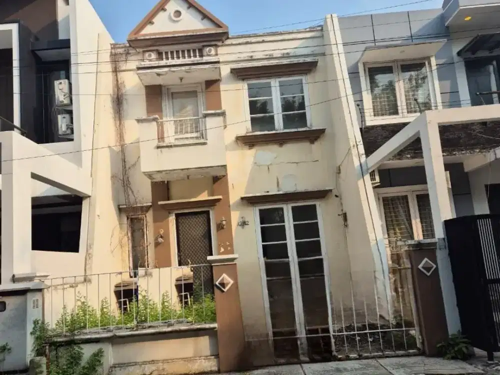 Rumah Villa Permata Gading Kelapa Gading 6X16,5 Dalam Komplek Hrg Menarik Jarang Ada.