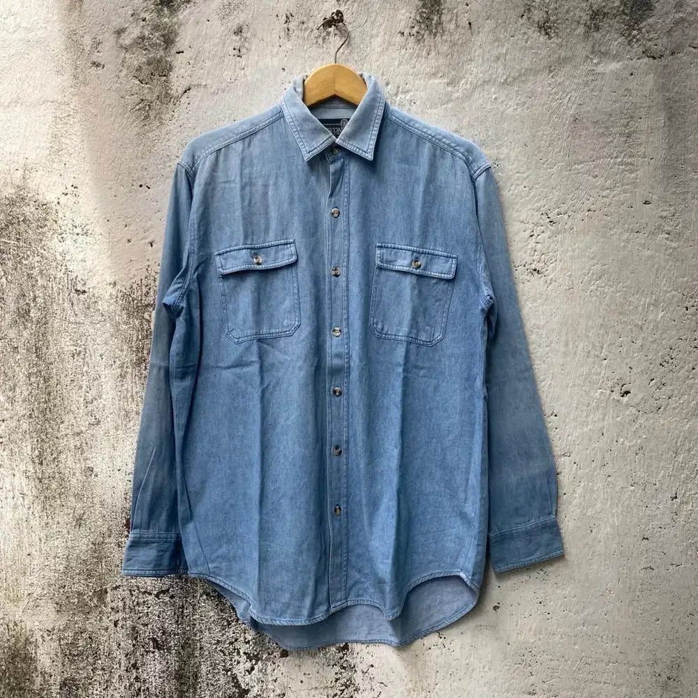 Kemeja jeans Gassconey - Size M fit XL - Baju biru muda