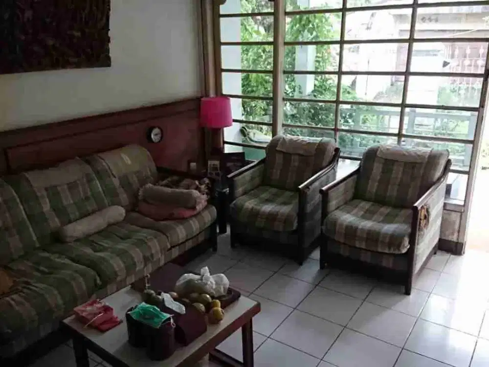 dijual cepat rumah di sayap Pasteur siap huni
