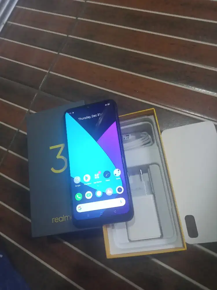 Realme 3 3/64 orian