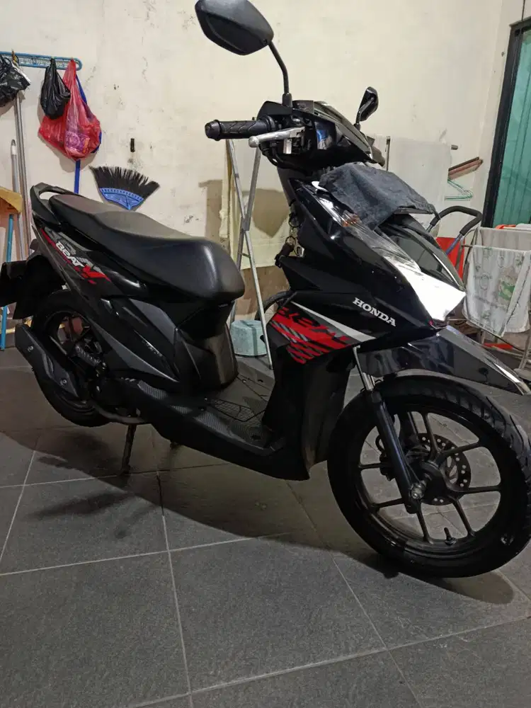 Dijual Honda Beat CBS th 2021 (NEGO)