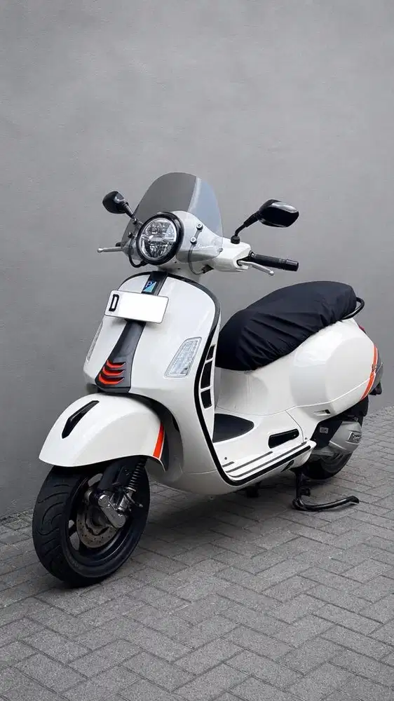 Vespa GTS Super Sport 150