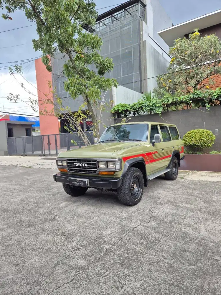 Toyota Land Cruiser BJ60 4.0 4x4 Automatic
