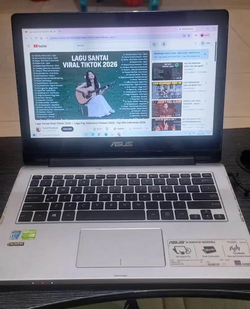 Laptop ASUS TP 300L