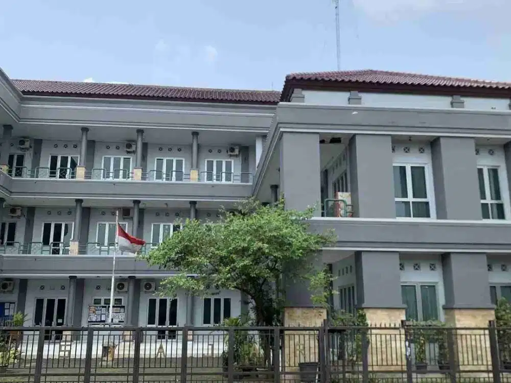 Dijual Cepat Gedung Bekas Sekolah di Jl. Raya Sultan Agung, Kalibaru, Medan Satria, Bekasi
