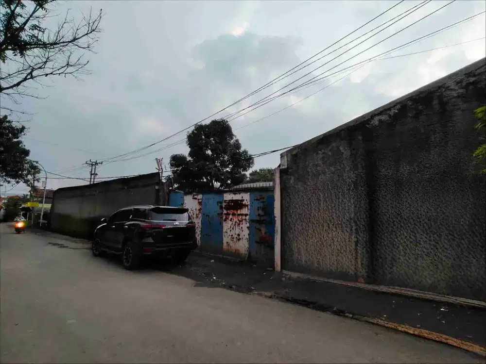 dijual tempat usaha cocok untuk bisnis,home industry atau gudang