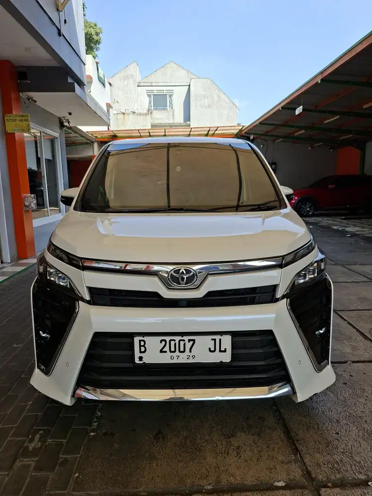 TDP TERMURAH 5 JT TOYOTA VOXY 2.0 AT 2019 ISTIMEWA PAJAK PANJANG