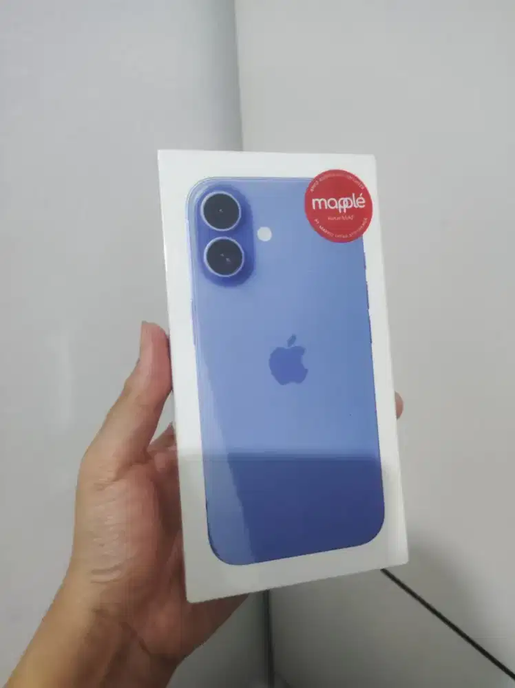 iPhone 16 128 ultramarine