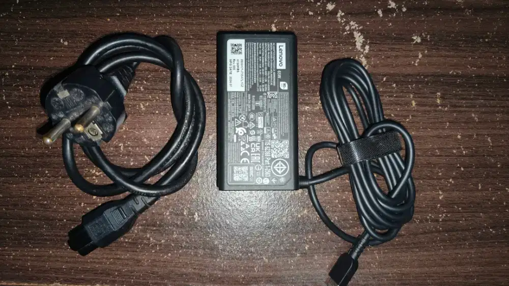 Charger Lenovo Thinkpad E14 65W type C