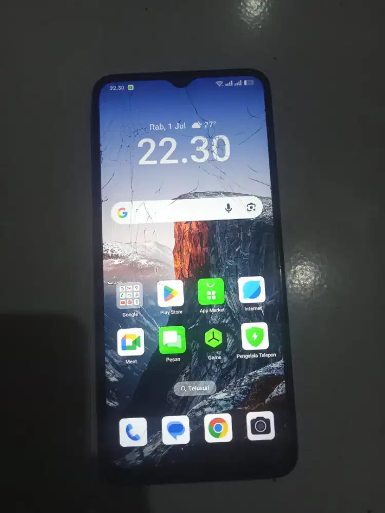 Oppo A18 ram 4/128 minus retak