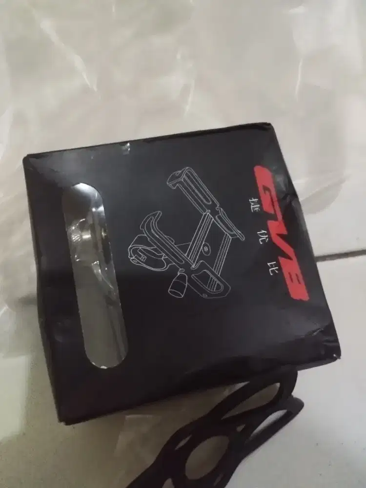 holder gup p30 masihh baru warna merah