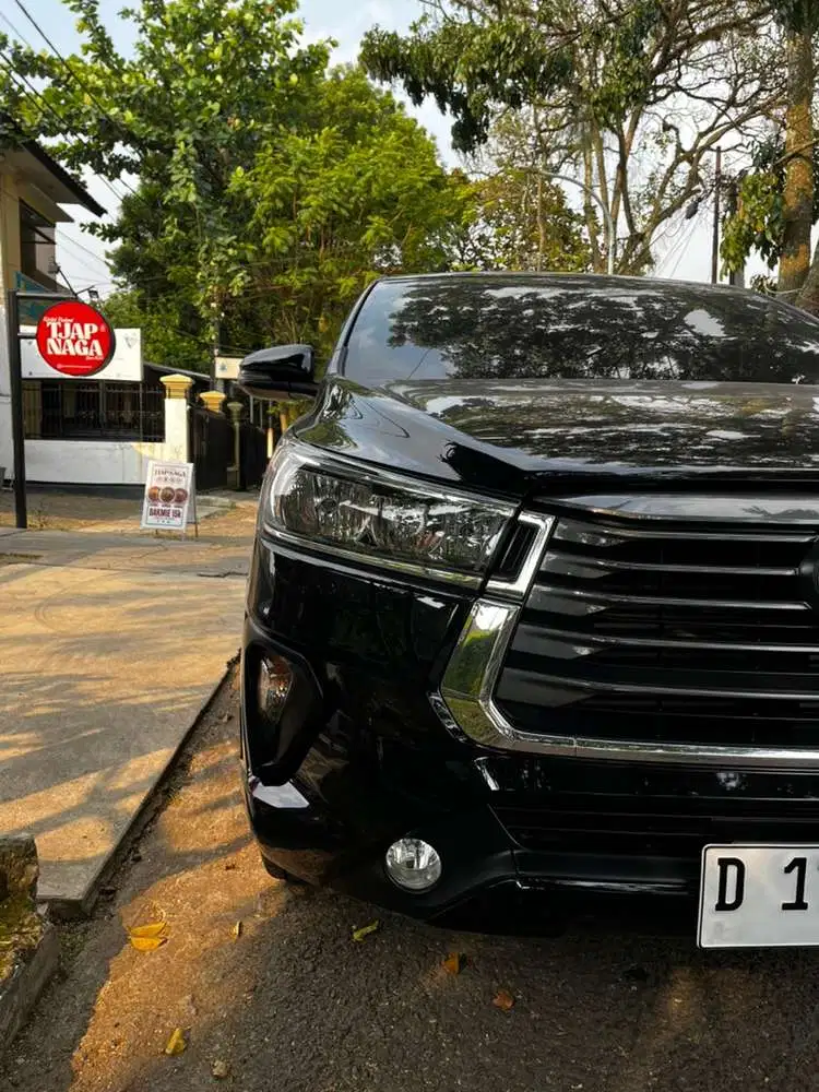 17 rb | Toyota Kijang Innova 2025 Reborn Diesel Hitam Plat D Bandung