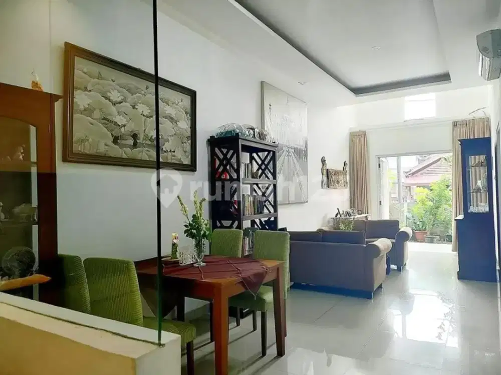 Rumah Jual Siap Huni Rapi 1.5 Lantai Bagus Lokasi Bintaro Jaya