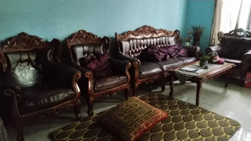 Dijual 1 set kursi jati kondisi masih bagus